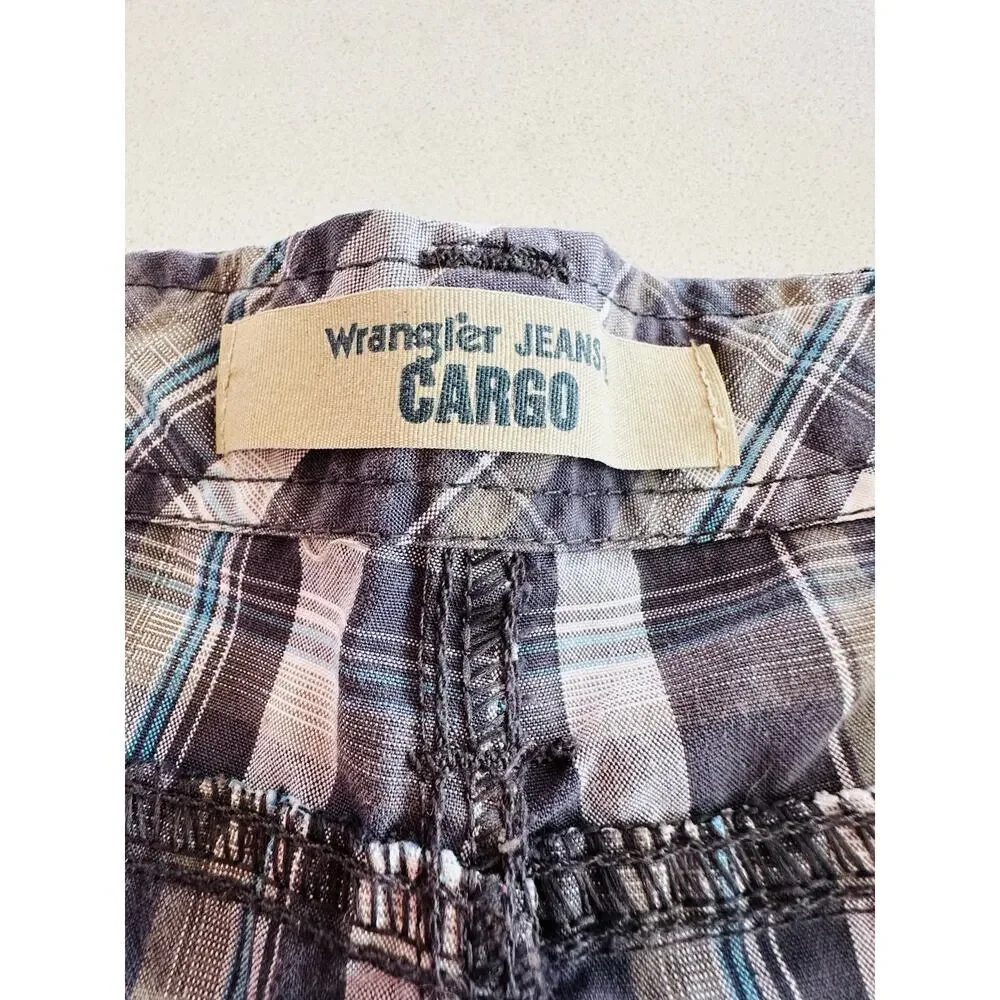 Wrangler Men’s Cargo Utility Shorts Plaid Blue Green Size 38